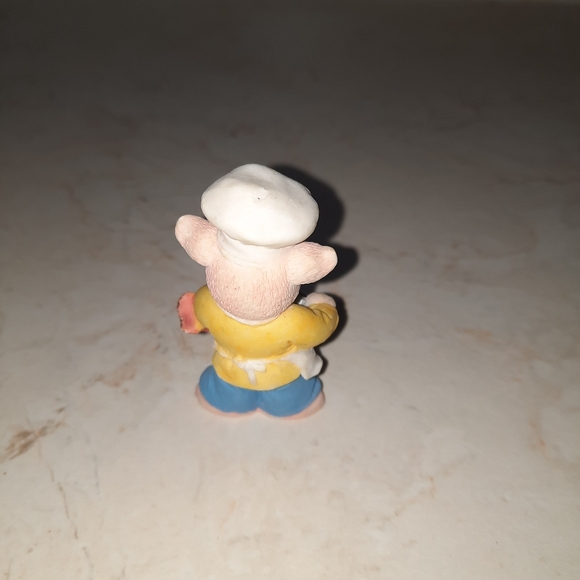 Miniature Figurine Pig Chef - Picture 5 of 9